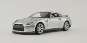 Nissan GT-R 2009, scale 1:24 in White by Maisto, diecast scale model car, available online in India.