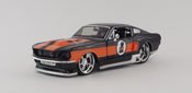 Ford Mustang GT 1967-H-D Custom, scale 1:24 in Black-Orange by Maisto, diecast scale model car