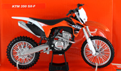 KTM 350 SX-F, scale 1:12 in Orange-White by NewRay, diecast miniature scale model bike, toy bike, kids toys, toys for boys, vehicle toys, licensed automobile miniature replica model vehicle, available online in India at www.dreamcarmodels.com